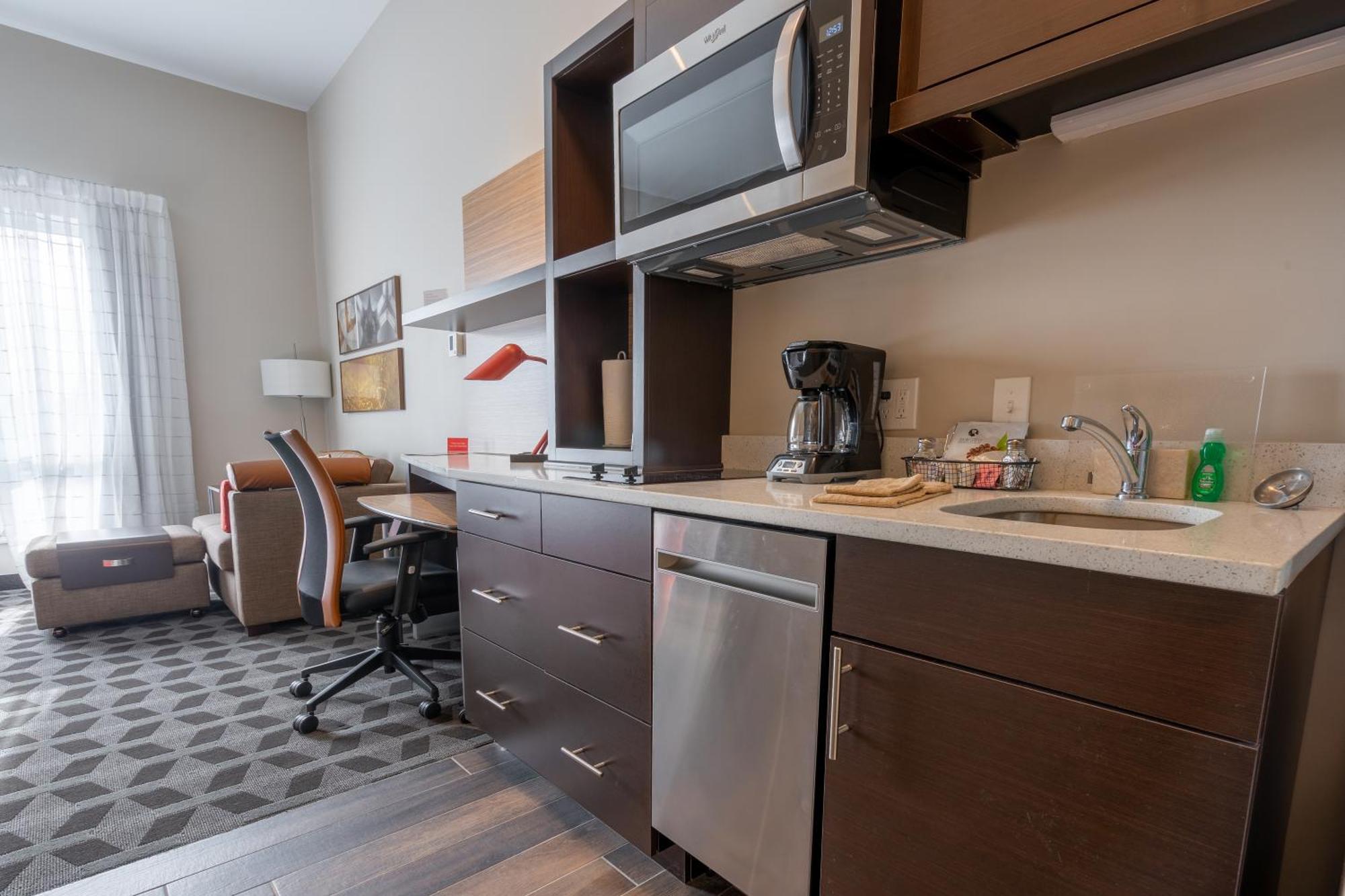 Towneplace Suites By Marriott Clinton Exterior photo